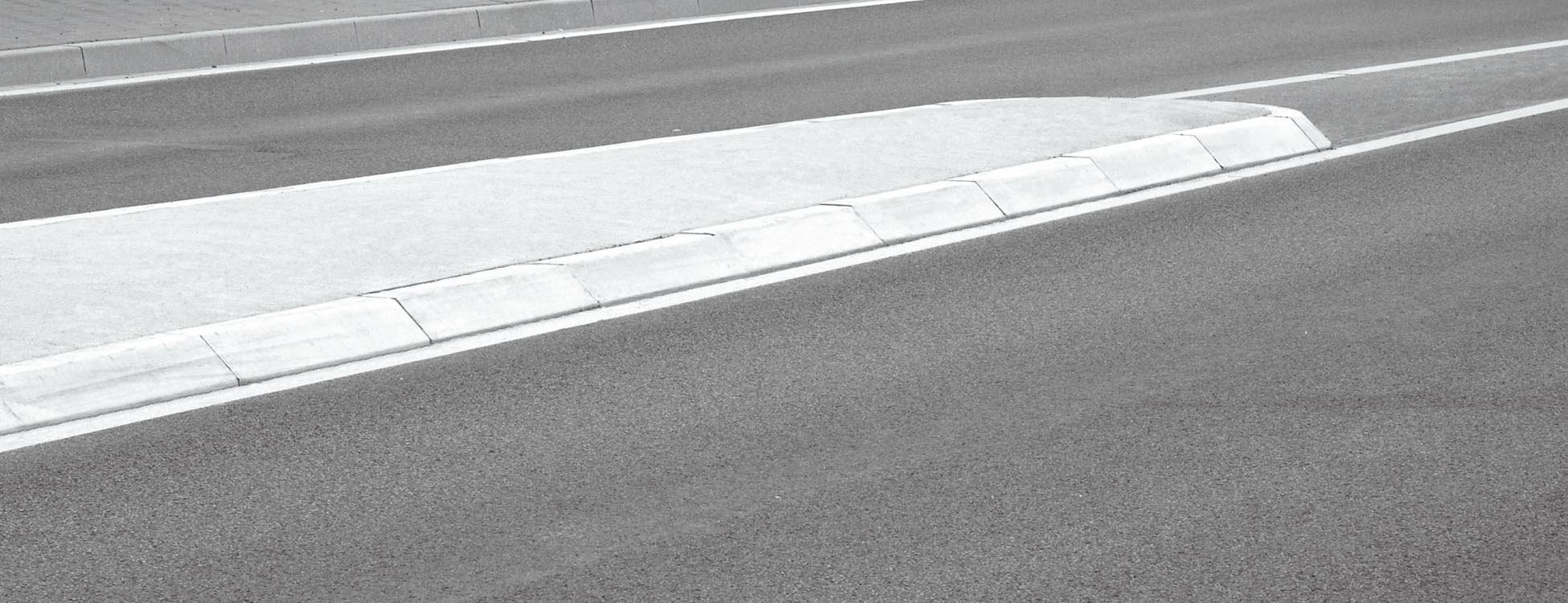 BARRIFLEX Rampenstein als Klebeboard