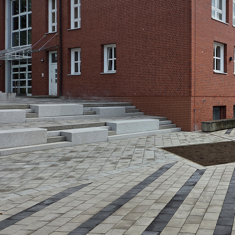 TITEL_REF_Alteredder_Hamburg_KAS_Cheops_Enviro_granit-grau_basalt-quarzit_04 - Kopie