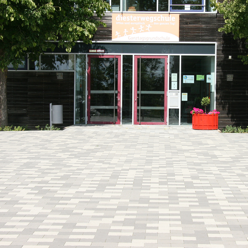 TITEL_REF_Osnabrück_Diesterwegschule_VS-5_Pflatser_3-fach_grau (6)