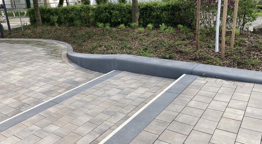 BARRIFLEX Stufe mit reflektierender Markierung